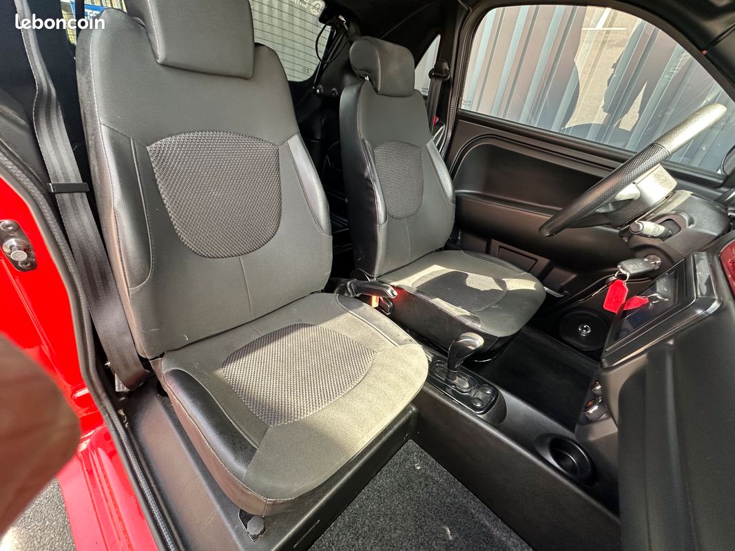 Voiture sans permis MICROCAR DUE MUST DCI DIRECTION ASSISTEE CHEZ ETS CHAIZE DES 14 ANS LIVRAISON A DOMICILE DANS TOUTE LA FRANCE (image 9)