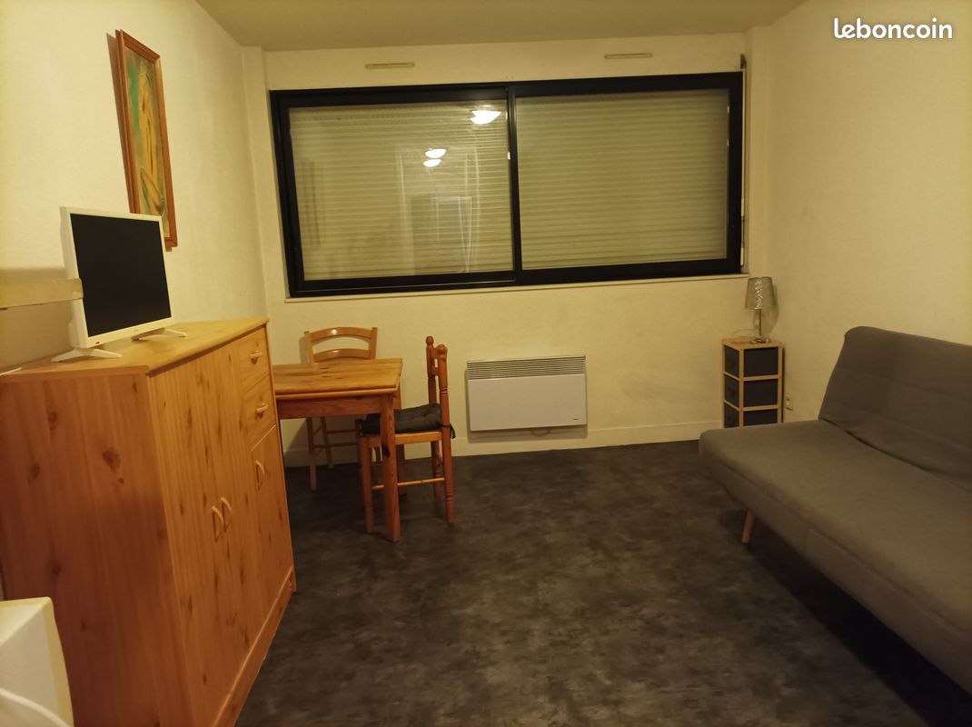 Appartement 1 pièce 18 m² · à Bourges · 18 m² · 400 €/mois