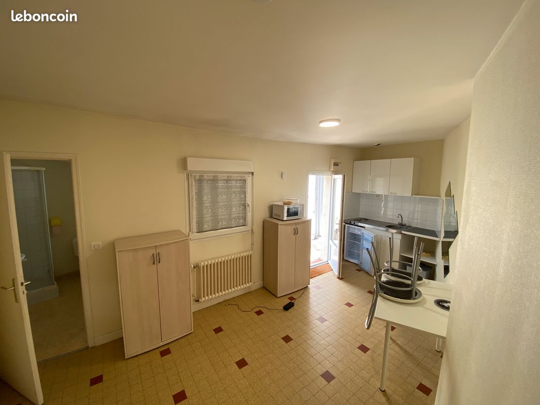 Appartement 9 pièces 160 m² · à La Roche-sur-Yon · 160 m² · 215 000 €