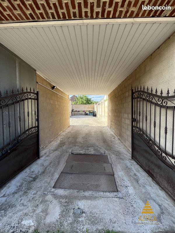 Immeuble 250 m² · à Bourlon · 250 m² · 282 500 €