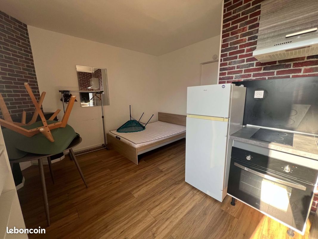 Appartement 1 pièce 25 m² · à Montluçon · 25 m² · 365 €