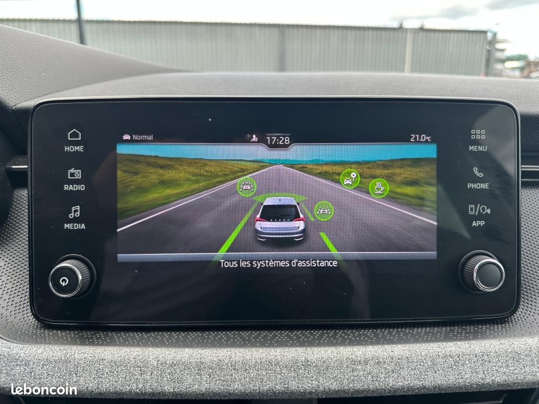 Skoda Scala 1.0 TSI Evo 2 116 ch BVM6 Selection (image 25)