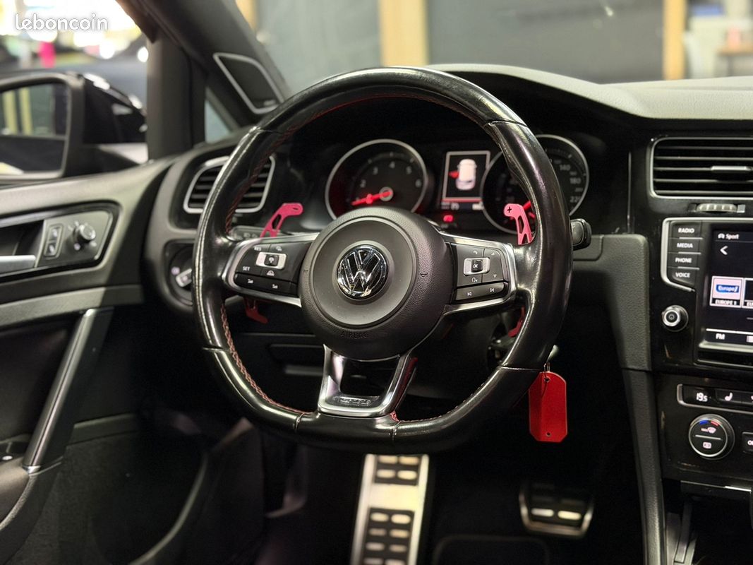 Volkswagen GOLF VII 2.0 TSI 230CH BVA GPS TEL TOIT OUVRANT (KS MOTORS) (image 10)