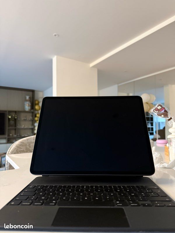 IPad Pro 12,9” M1 512 Go + Magic Keyboard + Apple Pencil – État neuf (image 5)