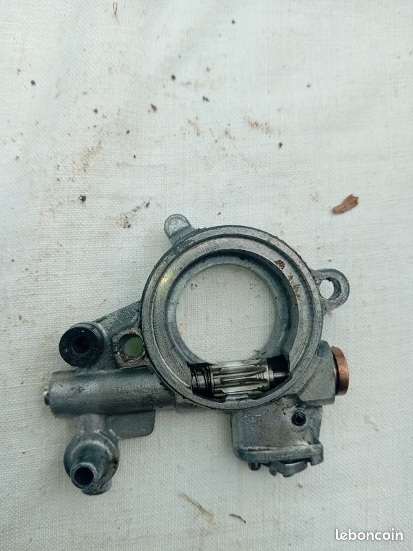 Pompe à huile Stihl MS 462 (image 2)