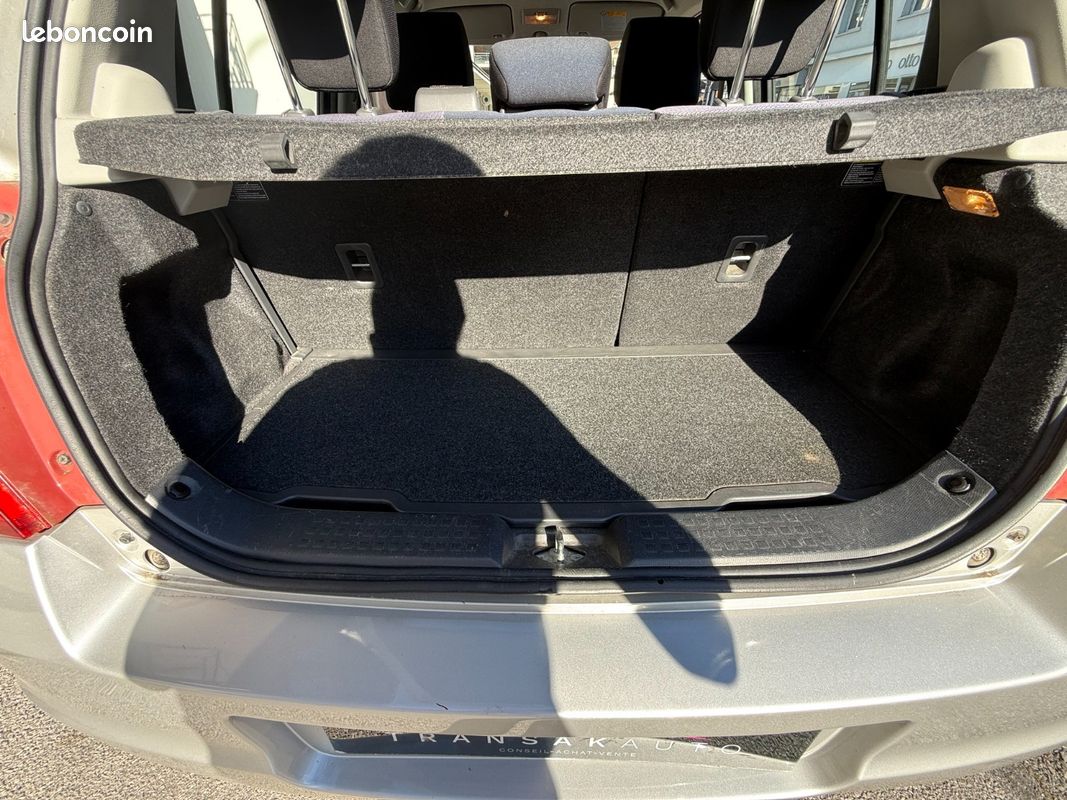 SUZUKI SWIFT 1.3 GLX 4x4 (image 25)