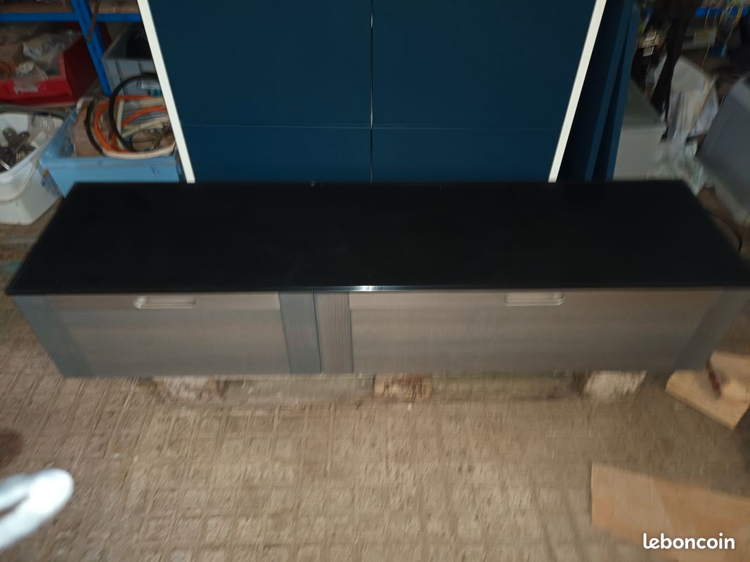 Meuble tv suspendu 150cm x 38cm x31cm de hauteur plateaux verre de grande qualité (image 1)
