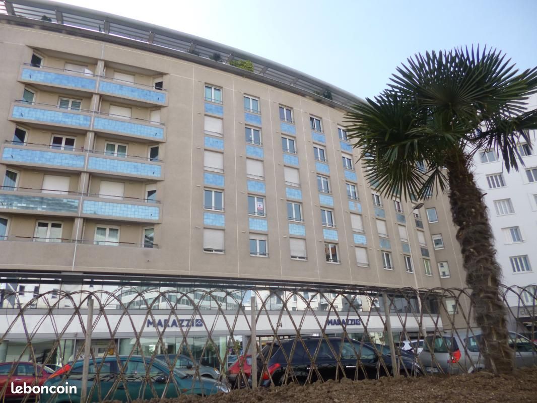 Parking 12 m² · à Lyon · 12 m² · 80 €/mois