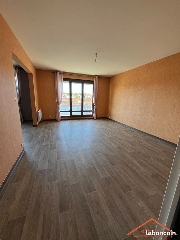 Appartement 4 pièces 82 m² · à Golbey · 82 m² · 125 000 €