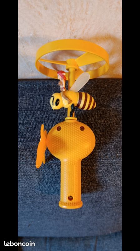 Générique Jouet Abeille Volante – Capteur Manuel Rechargeable ABS 14,5 × 14 | 5 × 12 Cm | Jouet D'abeille Volante À Induction Manuelle Avec Lumière LED, En Intérieur, Éducatif - Flying