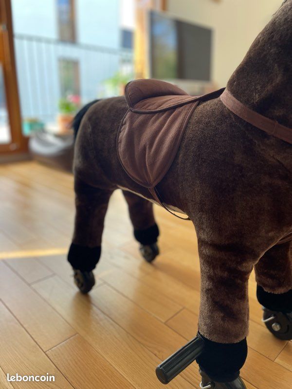 Cheval à roulettes Kramer - jouet enfant (image 7)