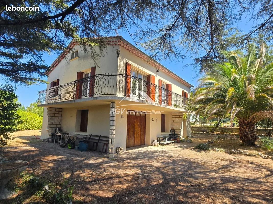 Maison 7 pièces 134 m² · à Rousson · 134 m² · 185 000 €
