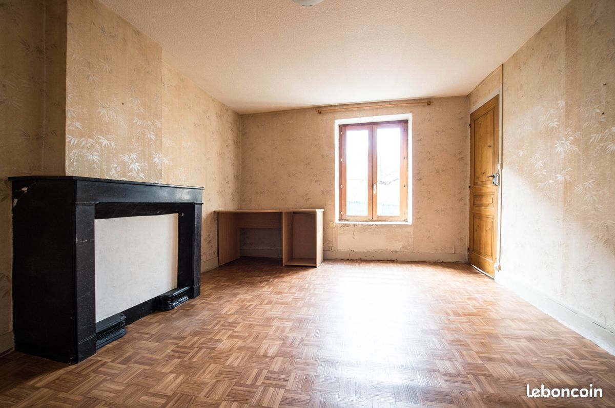 Maison 3 pièces 82 m² · à Quincié-en-Beaujolais · 82 m² · 129 000 €