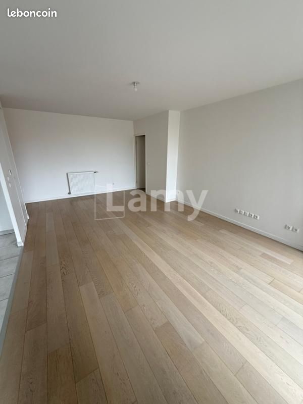 Appartement 3 pièces 73 m² · à Bordeaux · 73 m² · 998 €/mois