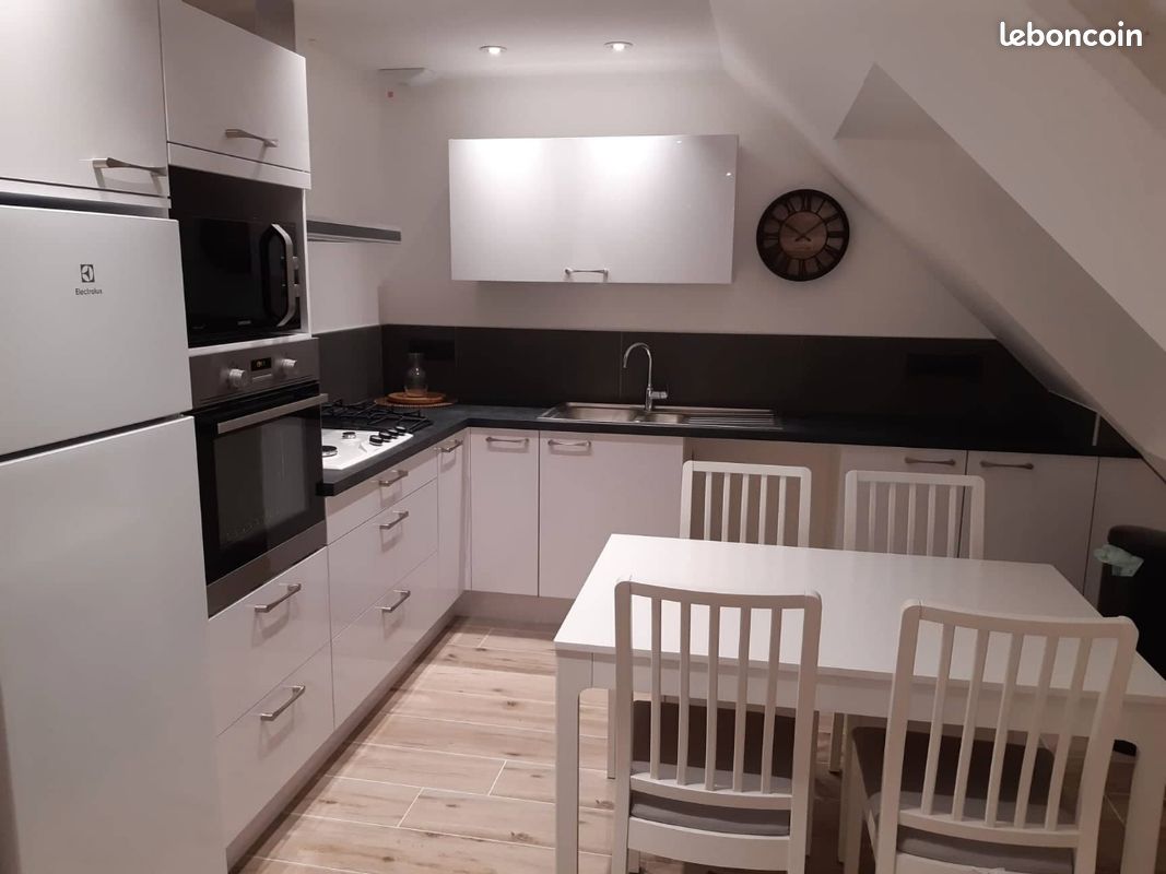 Appartement 3 pièces 56 m² · à Séné · 55,5 m² · 990 €/mois