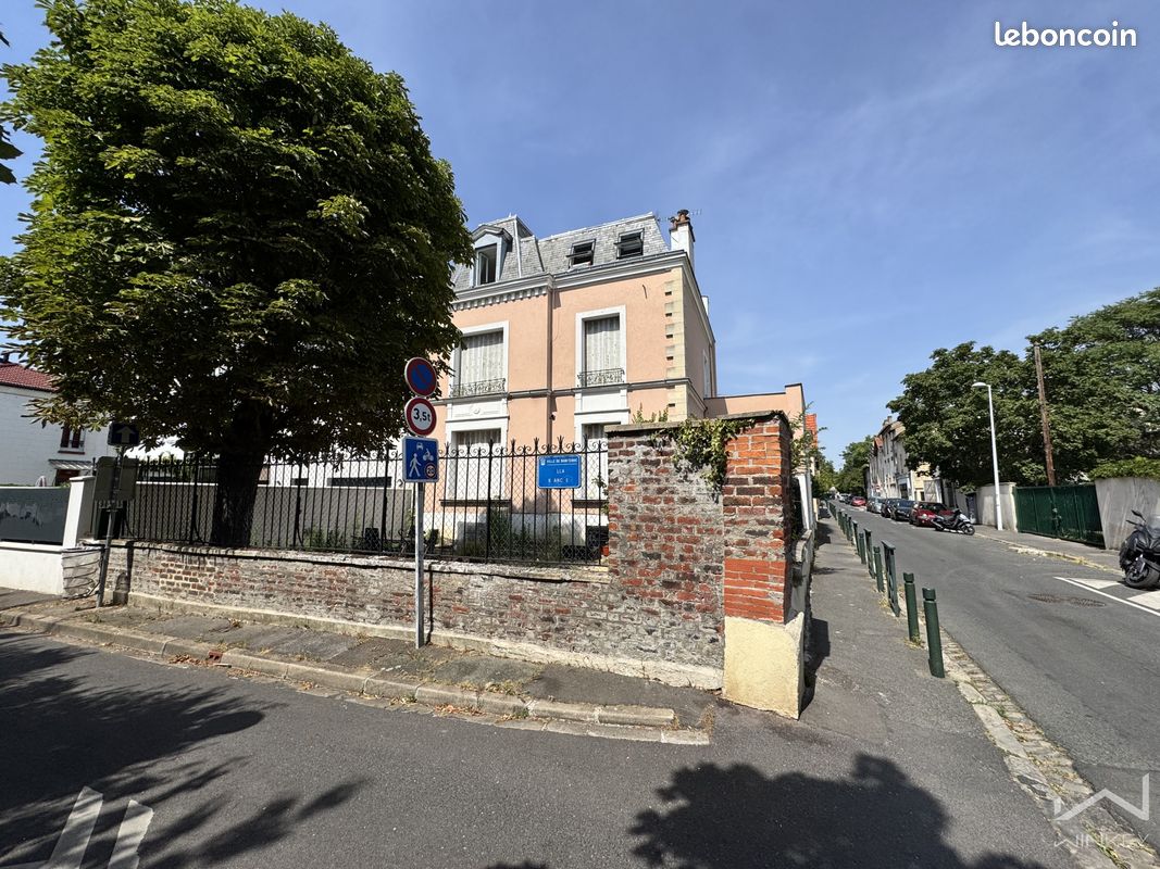 Immeuble 250 m² · à Nanterre · 250 m² · 750 000 €