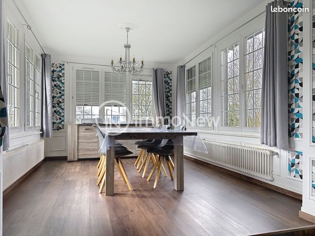 Maison 5 pièces 186 m²