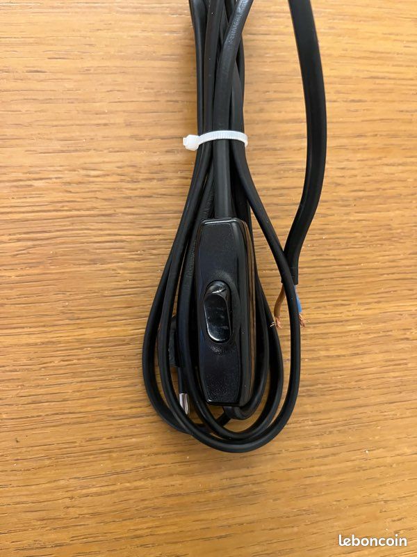 Cordon électrique noir avec interrupteur pour lampe 1,8m neuf (image 2)