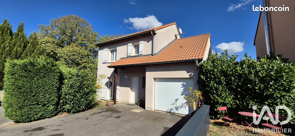 Maison 6 pièces 105 m² · à Valleroy · 105 m² · 290 000 €