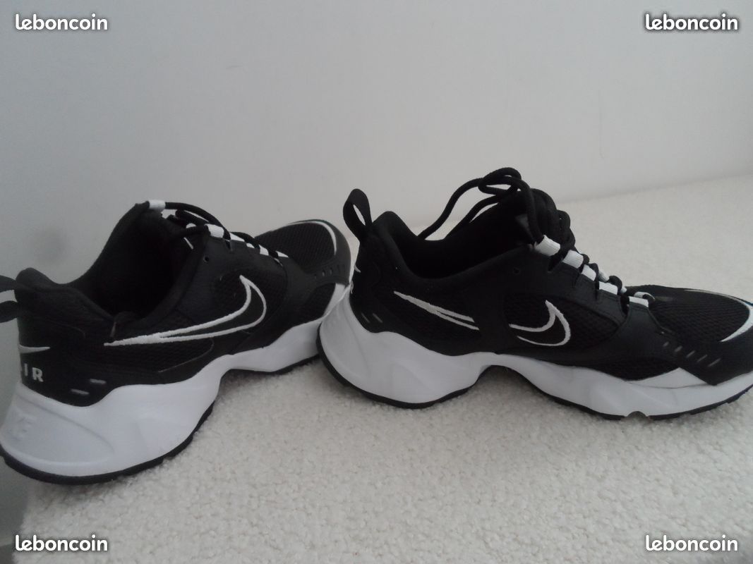 Chaussure femme nike neuf bien LIRE (image 2)