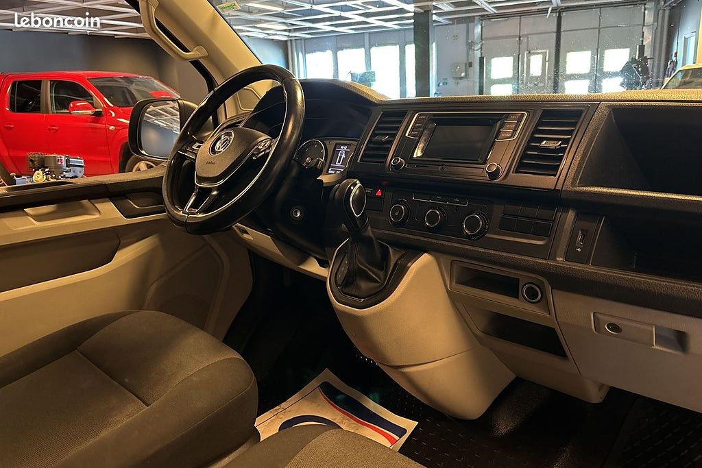 Volkswagen TRANSPORTER T6 2L TDI 150CH DSG7 L1H1 SUIVI COMPLET VW chauffage auxiliaire+attelage (image 11)