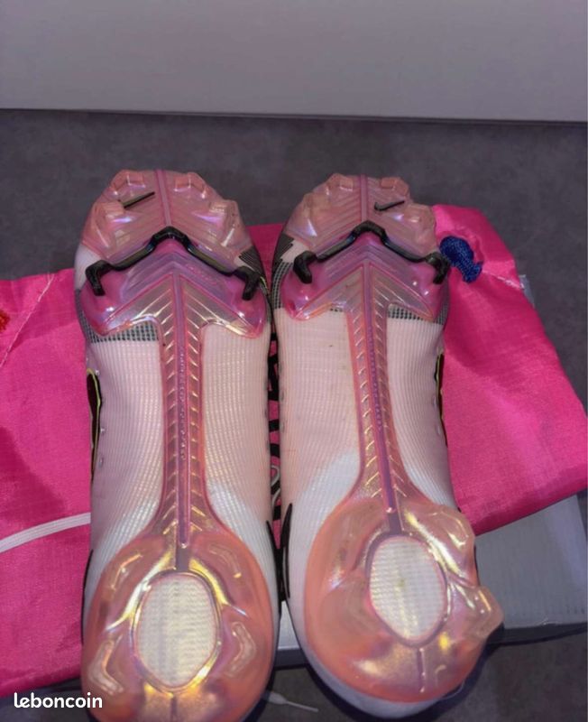 Crampon nike Elite taille 42 (image 6)