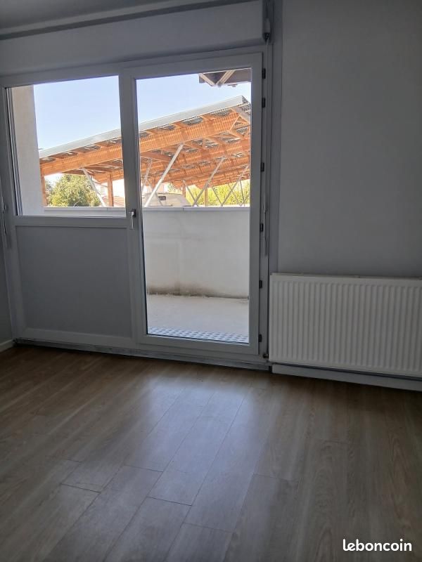 Appartement 1 pièce 33 m² · à Chazelles-sur-Lyon · 33 m² · 317 €