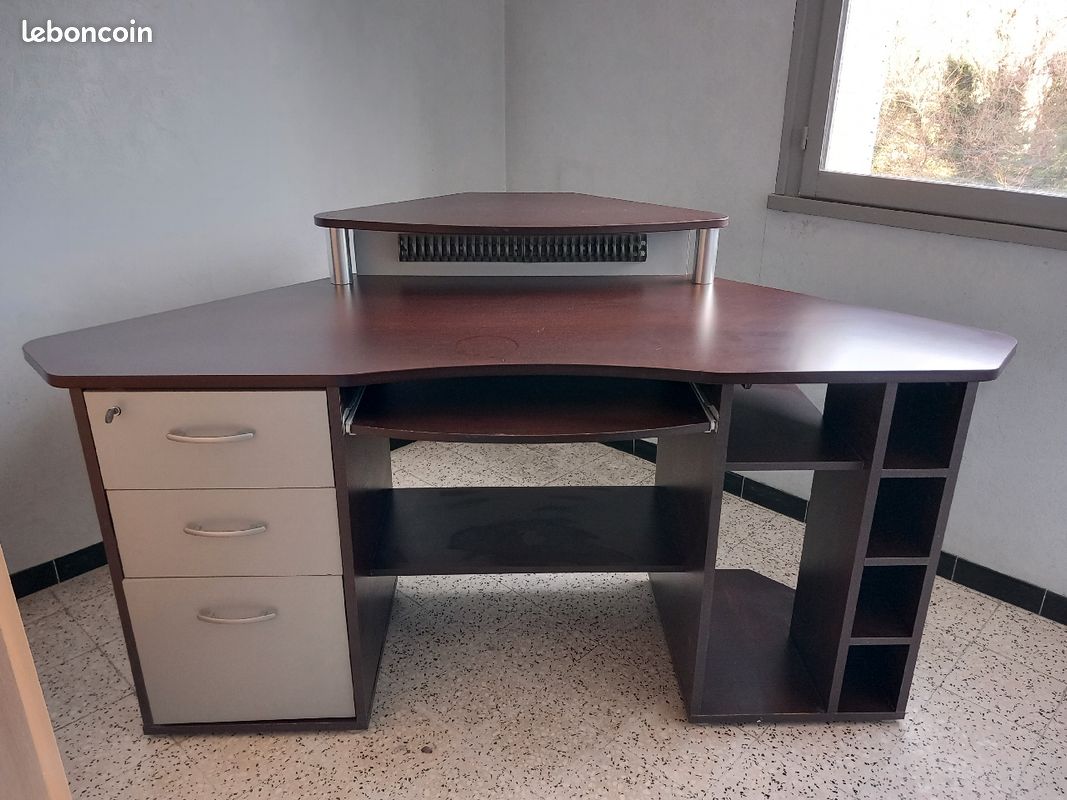 Bureau d'angle (image 1)