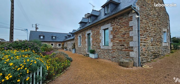 Maison 8 pièces 295 m²