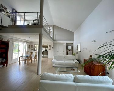 Maison 599 000 € - 203 m²