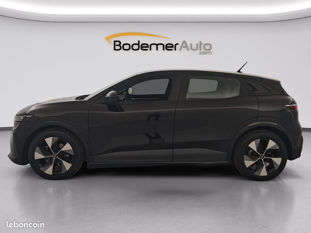 RENAULT Megane E-Tech EV60 220 ch super charge Equilibre (image 2)