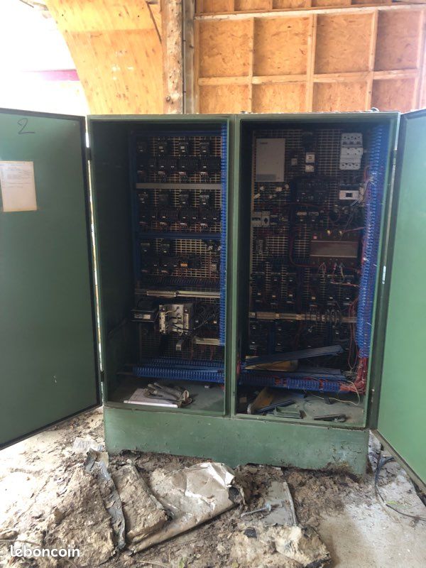 Armoire électrique à donner (image 1)