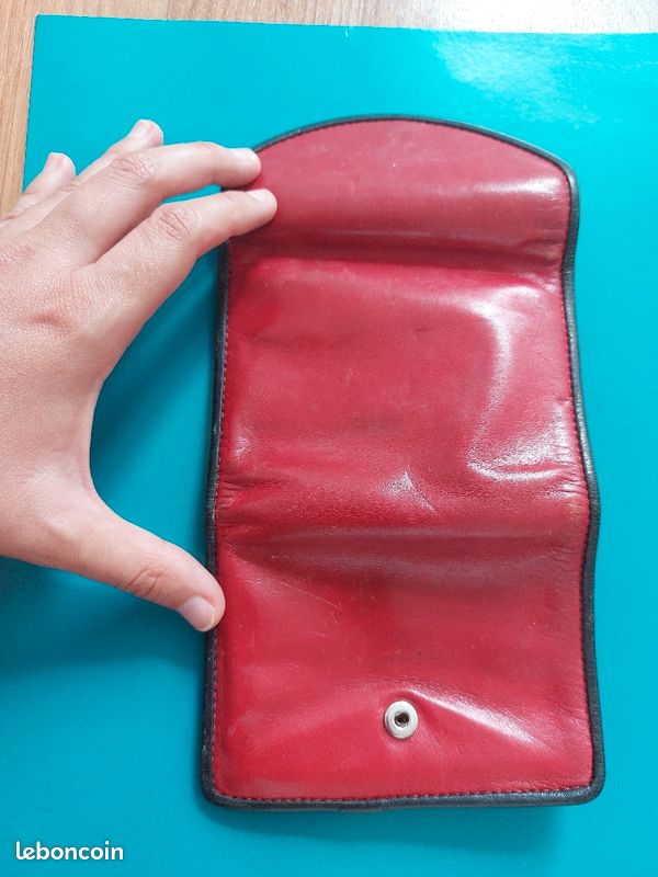 Portefeuille en cuir rouge (image 5)