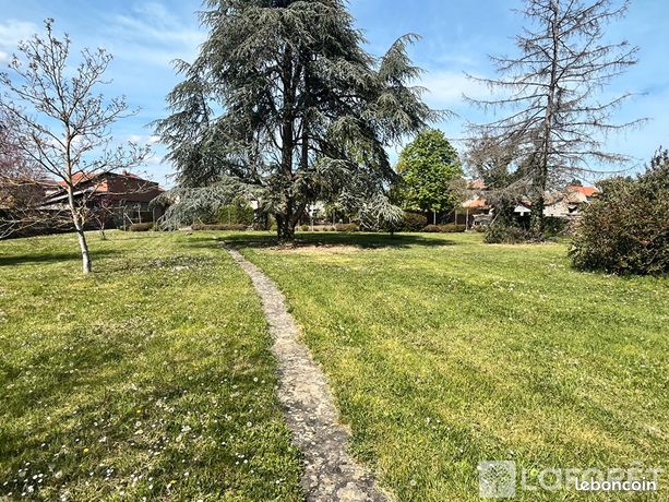 Terrain 2885 m² LEMPDES SUR ALLAGNON