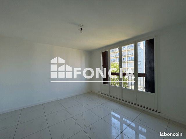 Appartement a louer villefranche-sur-saone - 3 pièce(s) - 56 m2 - Surfyn