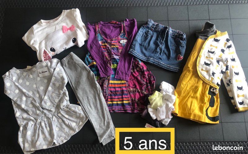 đž 5 ANS. Divers VĂȘtements Filles + Chaussures (image 1)