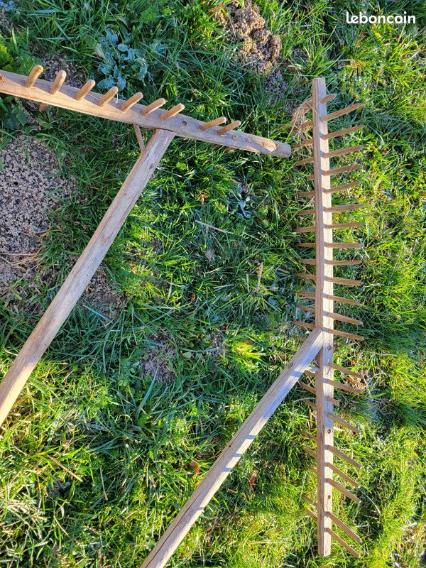 Râteaux à foin en bois (image 3)