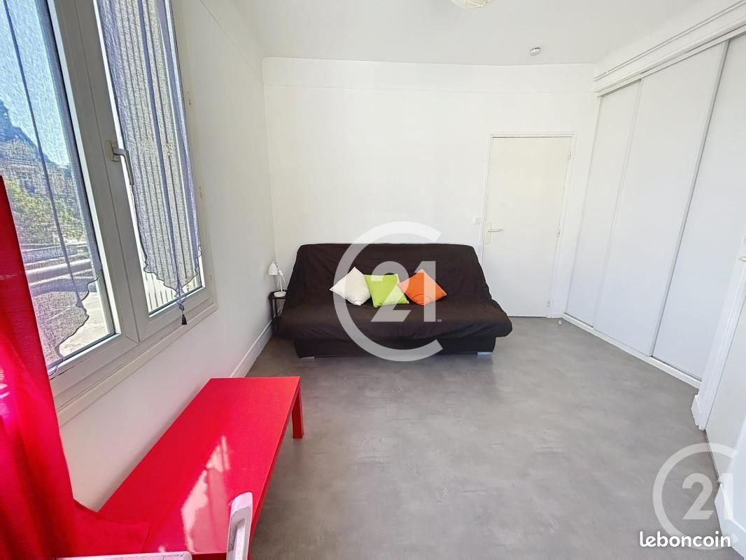 Appartement 1 pièce 22 m² · à Évreux · 22 m² · 490 €