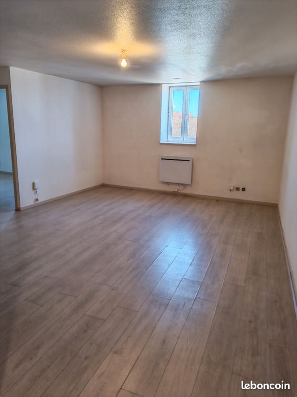 Appartement 3 pièces 64 m² · à Roanne · 64 m² · 415 €/mois