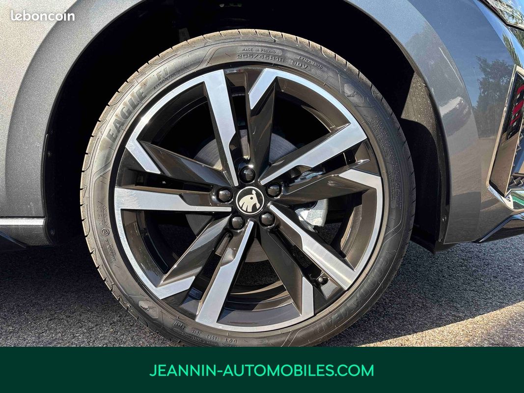 SKODA Scala 1.0 TSI Evo 2 116 ch DSG7 Monte-Carlo (image 9)