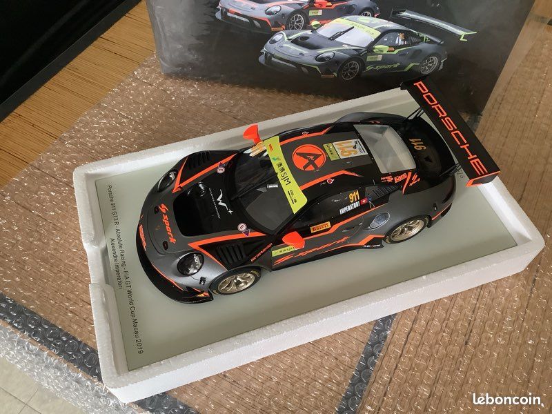 FR] SPARK MODEL PORSCHE 911 GT3 R N.98 MACAU GT WORLD CUP 2016 MA C