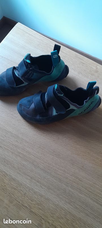 Chaussures D'escalade SCARPA - Taille UK 3 - Bon état