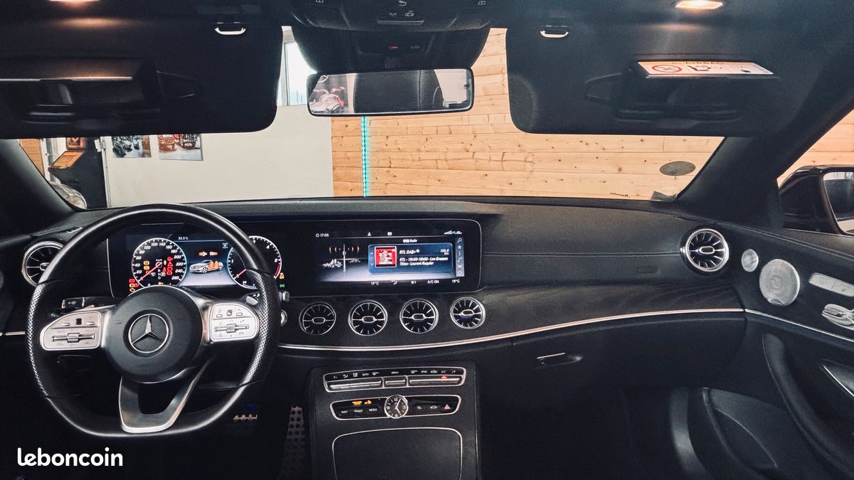 MERCEDES E 220 d 4-MATIC CABRIOLET AMG LINE (image 8)