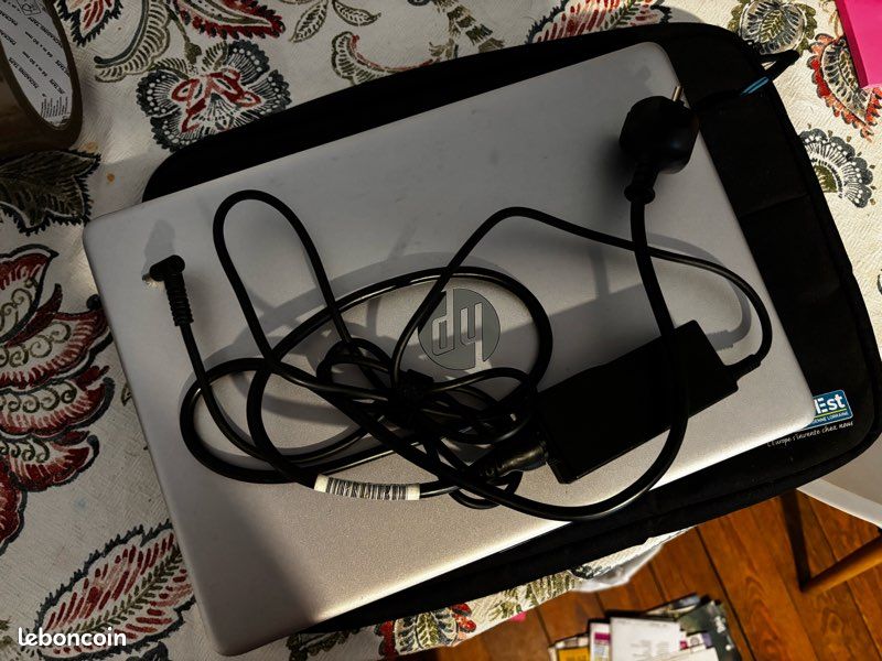 Ordinateur HP 245 G8 d’occasion (image 6)