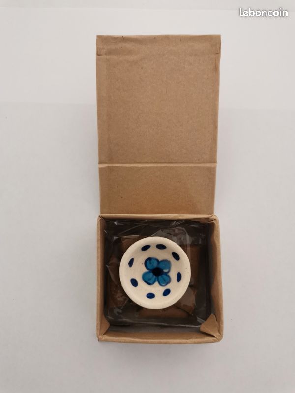 Coffret porte-encens avec cônes d'encens - version ANGLO (image 3)