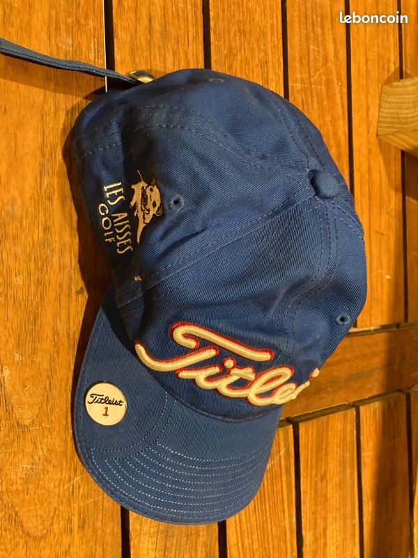 Casquette Vintage Titleist Bleue à Visière Flexible - USA Union Made Avant 1984
