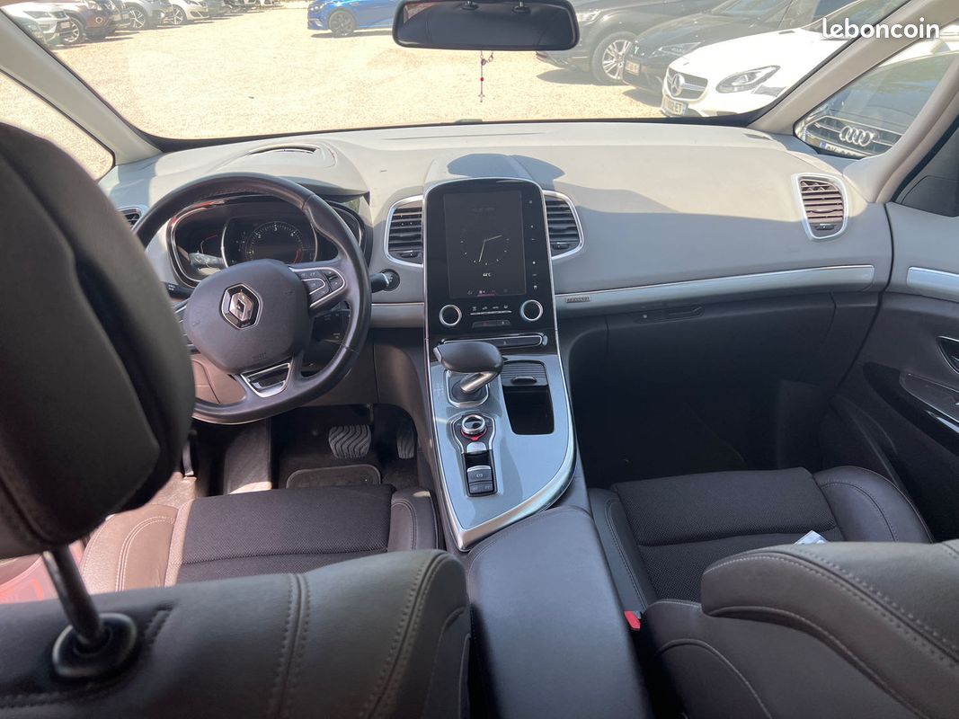 Renault espace v 1.6 dci 16v edc6 161 cv 2015 (image 10)
