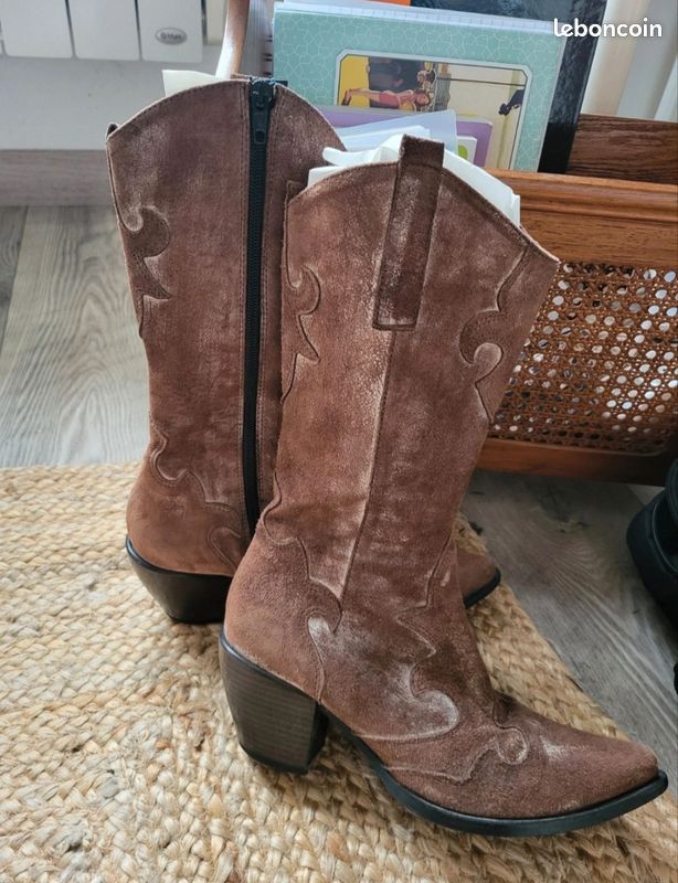 Bottes Santiags daim (image 1)