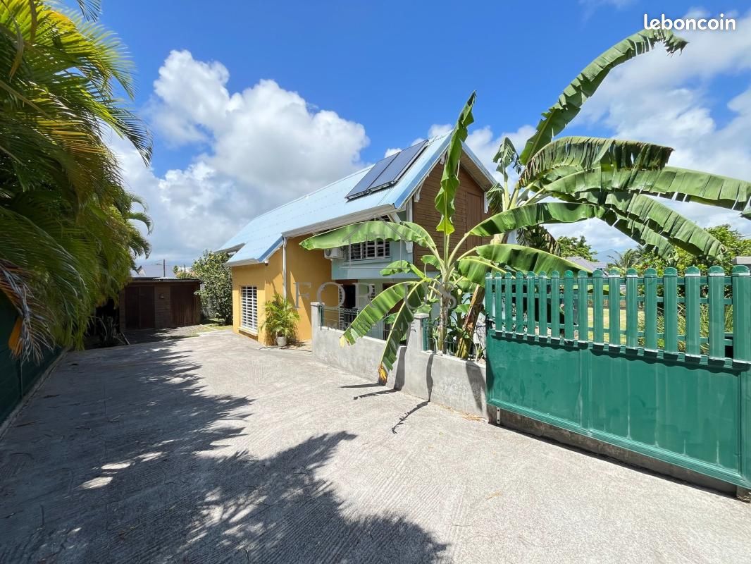 Maison 4 pièces 131 m² · à Baie-Mahault · 131 m² · 390 000 €