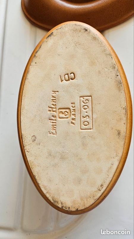 Terrine Ronde 16 Cm Céramique Emile Henry Marron Miel - Fabrication Française Exclusive